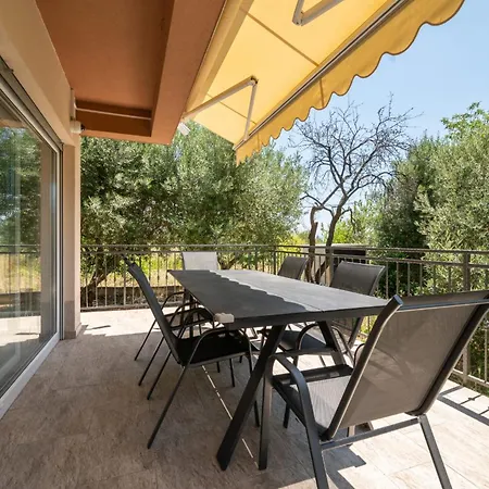 Apartment Navis