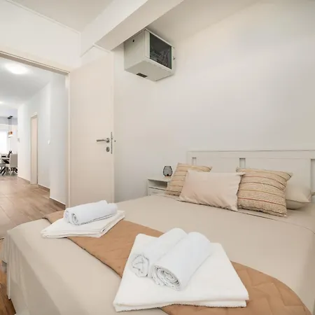 Apartment Navis *