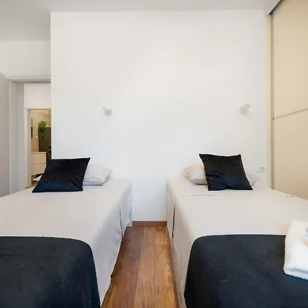 Navis Apartment